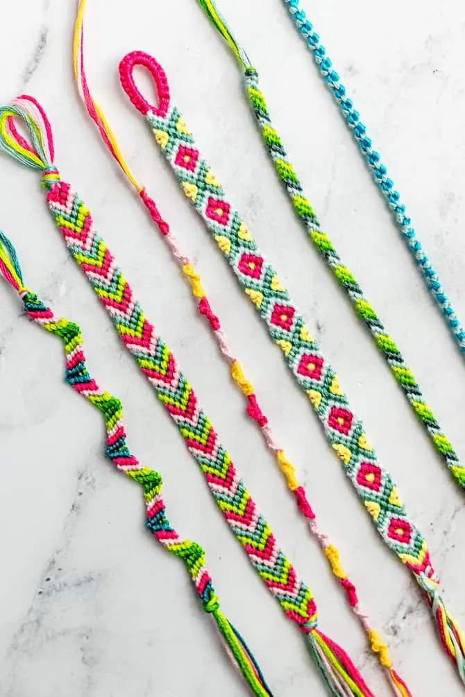 Let's Make Friendship Bracelets with Square Loom Printable | Kids  Activities Blog